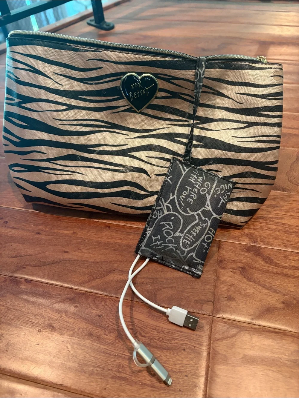 BETSEY JOHNSON Large Charging Wristlet Zebra Print Pouch Bag